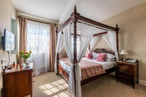 Hotels in Moretonhampstead
